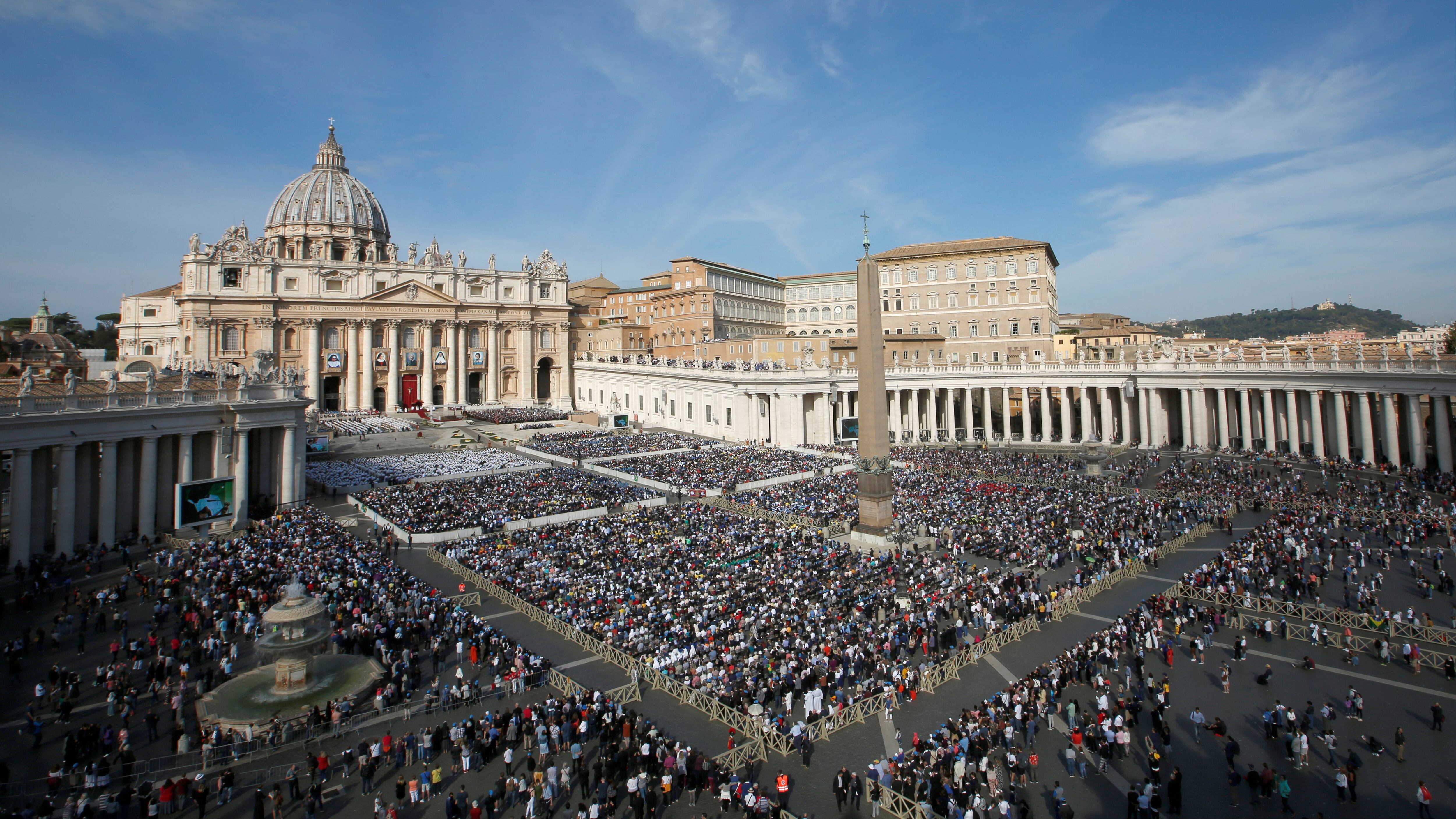 Vista general de una Misa en el Vaticano. (REUTERS/Remo Casilli)
