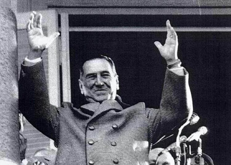 El saludo de Juan Domingo Perón