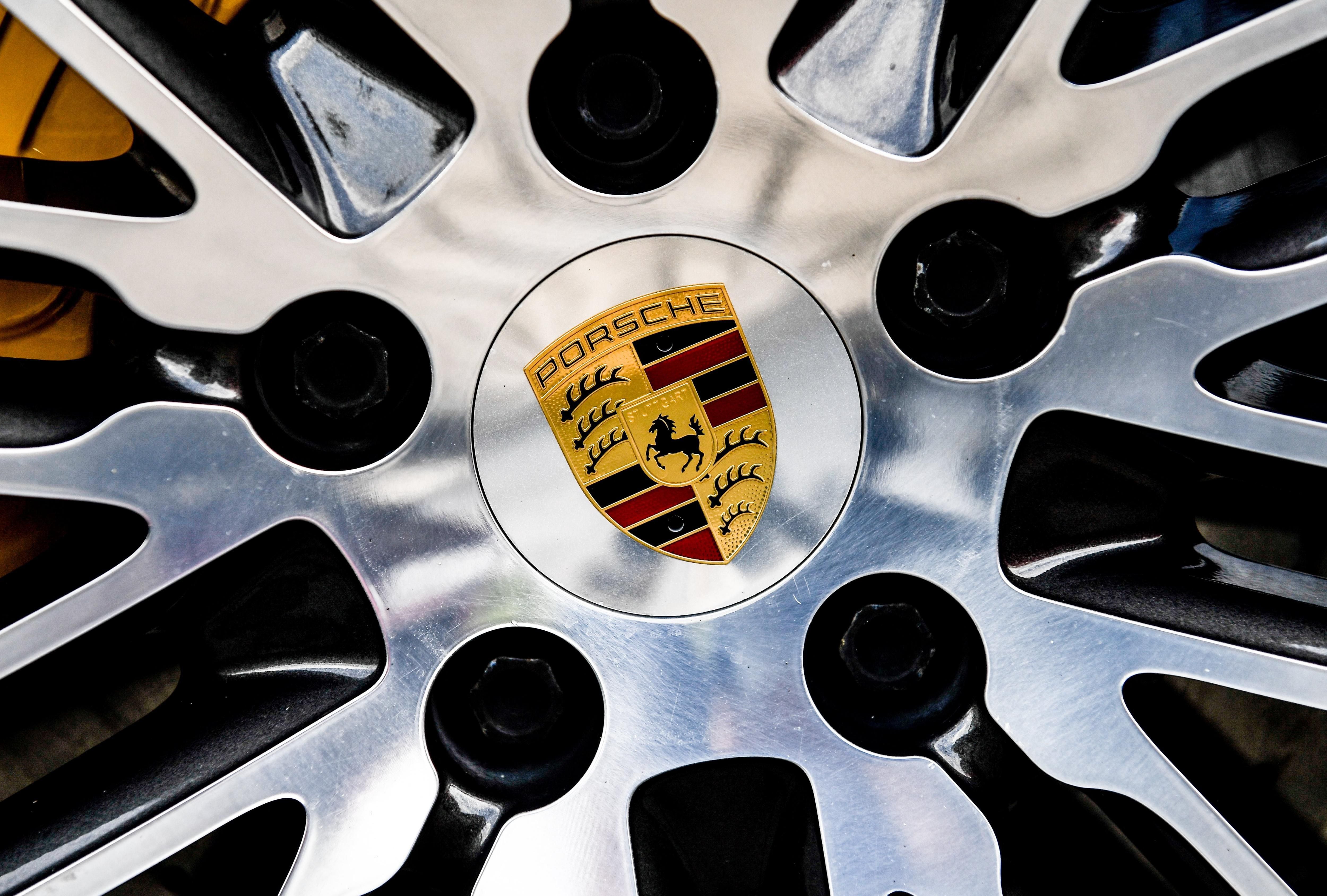 Porsche logró ganar presencia en el país con su modelo Cayenne. EFE
