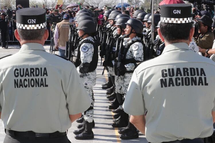 Aunque más de 4 mil efectivos de la Guardia Nacional se han enviado a Guanajuato, el gobernador del mismo, reporta que no están bien distribuidos (Foto: Cortesía Presidencia)