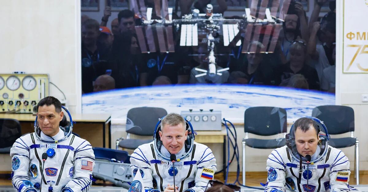 Hanno ritardato il ritorno sulla Terra di tre astronauti che erano sulla Stazione Spaziale Internazionale