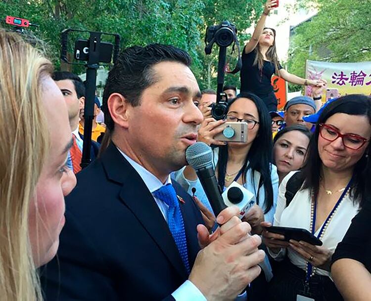 Carlos Vecchio, embajador de Juan GuaidÃ³ en EEUU