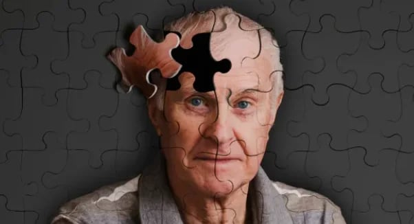 La demencia es el resultado de diversas enfermedades y lesiones que afectan el cerebro, afirmó la OMS / @albacallejapsicologa.com