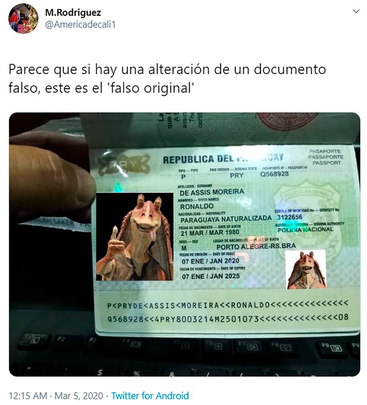 Los memes sobre la detención de Ronaldinho en Paraguay