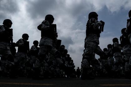 Las primeras versiones de su desaparición aseguraron que se trata de un secuestro ocurrido luego de que el hombre dejara el recinto militar en el que laboraba. (Foto: Galo Cañas/Cuartoscuro)