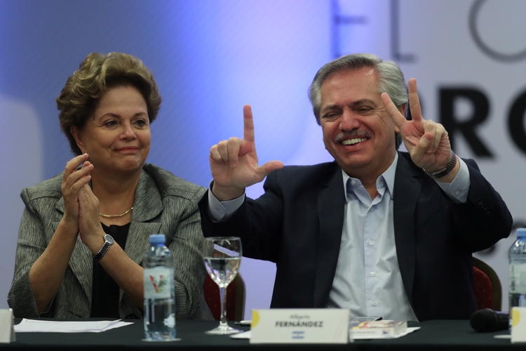 Argentina's President-elect Alberto Fernandez and former President of Brazil Dilma Rousseff attend the opening of the Grupo de Puebla meeting at the Hotel Emperador, in Buenos Aires, Argentina November 9, 2019. REUTERS/Agustin Marcarian