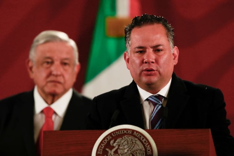 Santiago Nieto confirmó que se investigaban las cuentas del ex ministro ( Foto: Reuters/Henry Romero)