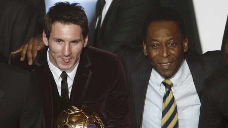 Pelé confesó que le hubiera gustado jugar junto a Lionel Messi.