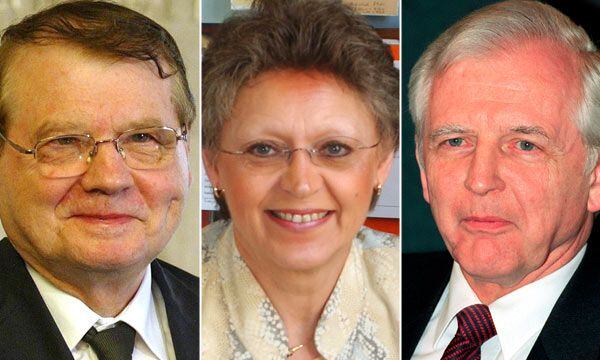 Luc Montagnier, Françoise Barré-Sinoussi y el alemán Harald zur Hausen fueron galardonados con el Premio Nobel de Medicina 2008 por sus hallazgos sobre el virus del VIH