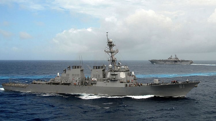 El destructor estadounidense USS Ramage, que este domingo arribÃ³ a Beirut