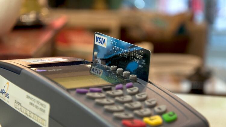 Las cuotas con tarjeta de crédito fueron una de las opciones más buscadas (Archivo)