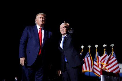 Pence y Trump, durante un acto de campaña en busca de la reelección.
