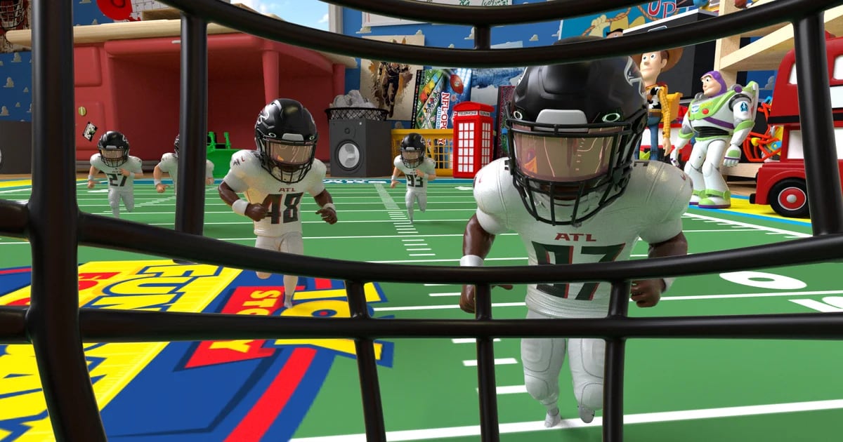How the NFL and Formula 1 use technology to captivate kids