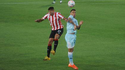 Mucho despliegue y fricción: poco fútbol en La Plata (Foto: Eva Cabrera/Telam)