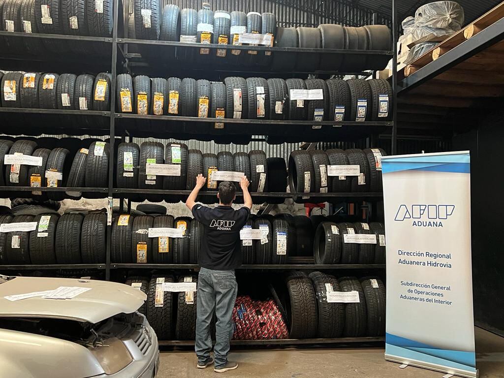 Afip detectó contrabando de neumáticos en la provincia de Entre Ríos