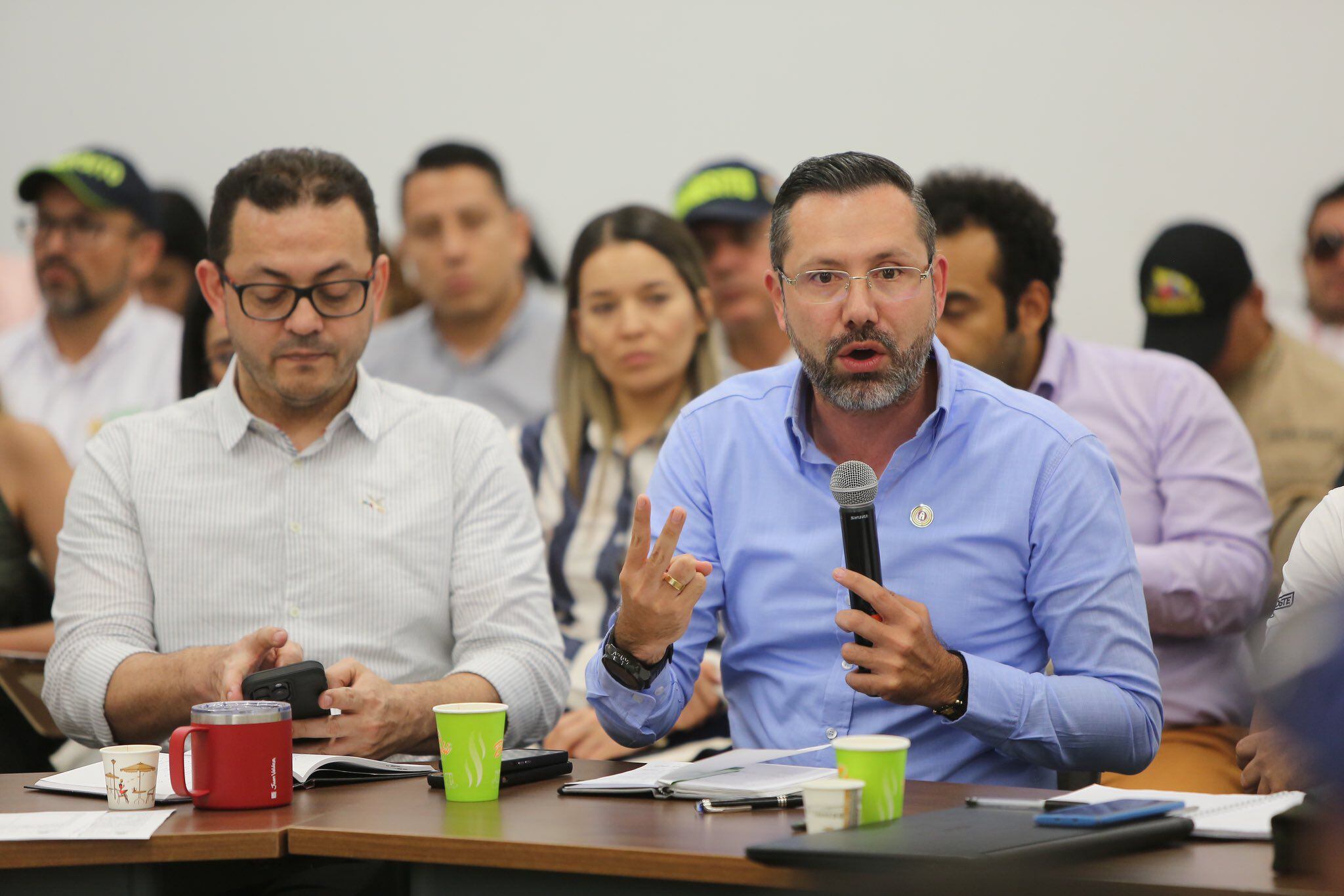 El alcalde de Bucaramanga logró un acuerdo con los motociclistas y descartó la restricción del parrillero - crédito Jaime Andrés Beltrán/X
