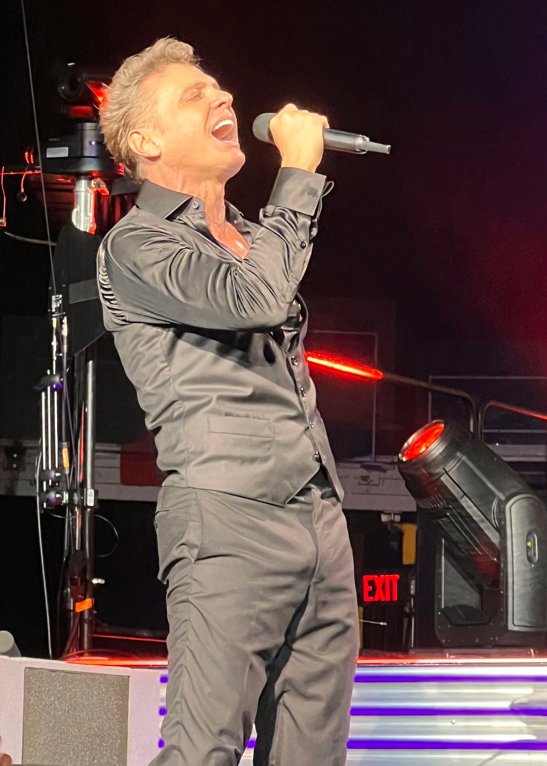 Euforia desbordante en Miami con el regreso de Luis Miguel
