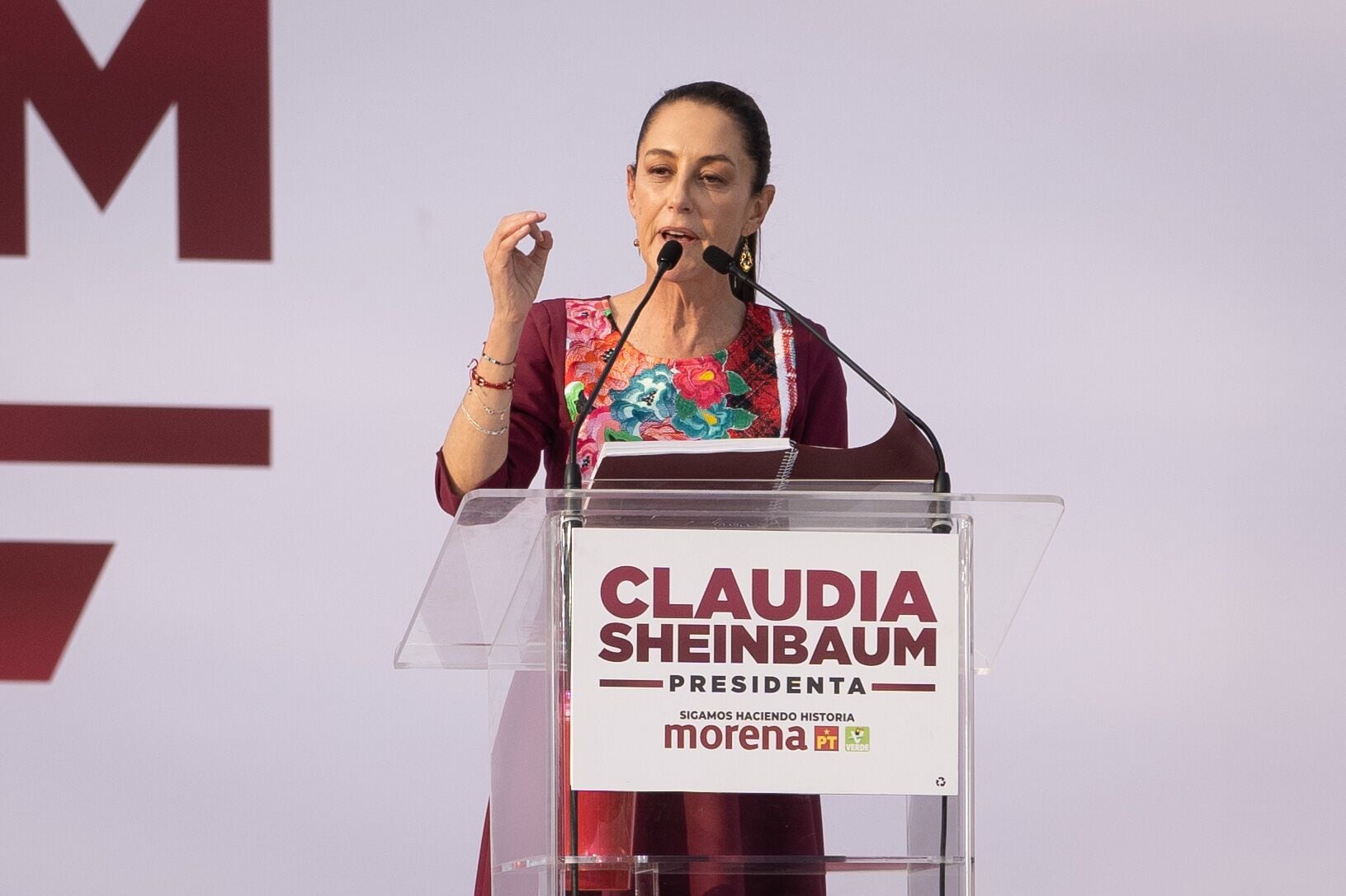 La candidata de Morena reconoció que la situación de Pemex merece especial atención. FOTO: Victoria Razo/Bloomberg