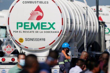  Felipa Obrador, ha obtenido adjudicaciones de Pemex en los últimos dos años en su beneficio (Foto: REUTERS / Daniel Becerril)