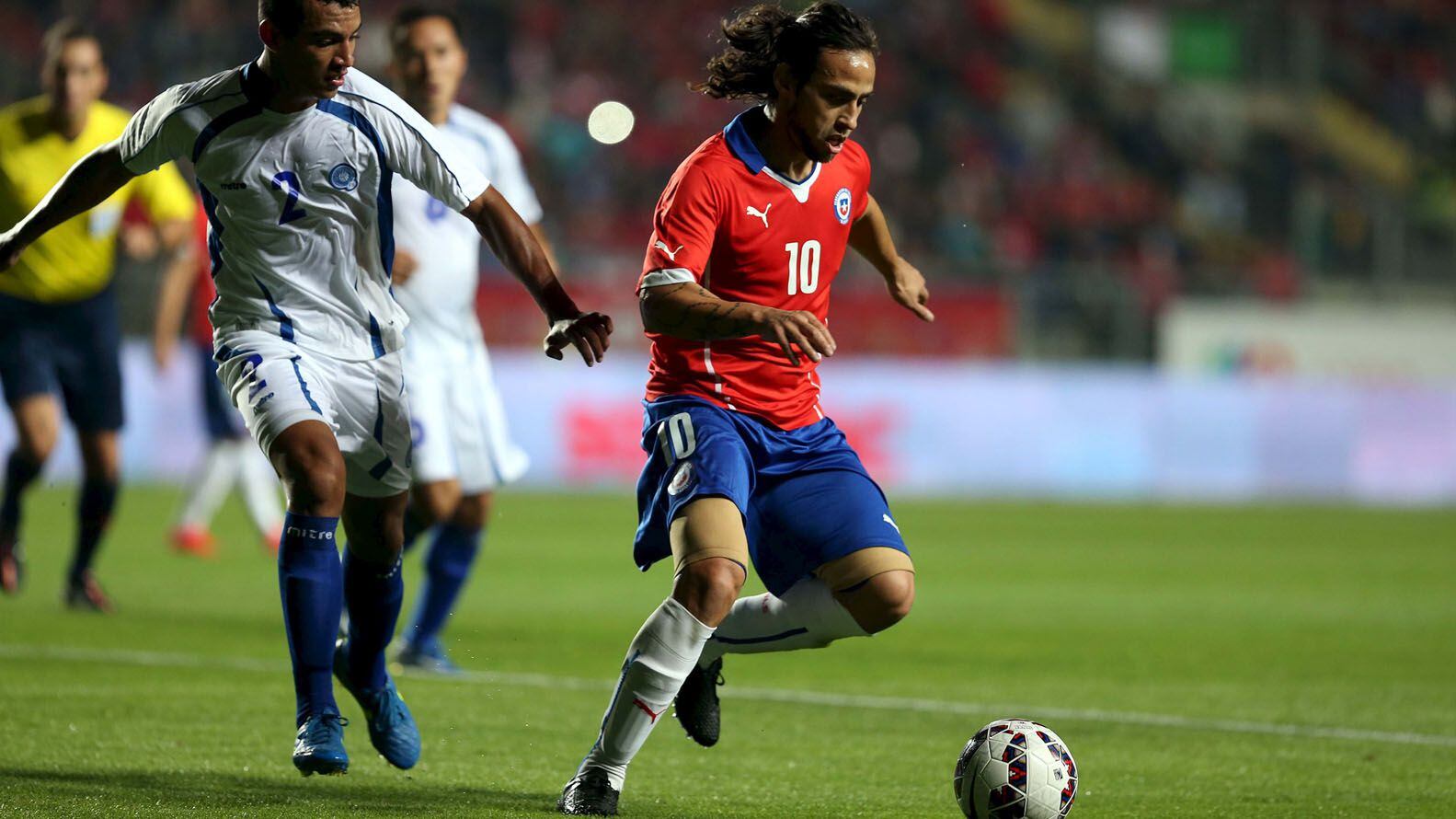 Jorge Valdivia disputó los Mundiales de Sudáfrica 2010 y Brasil 2014 con la selección chilena (Reuters)