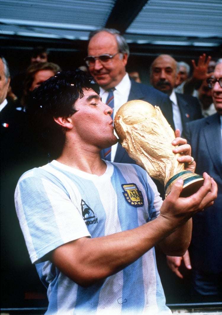 Maradona es una de las leyendas que no ganó nunca la Copa América (Foto: Getty Images)