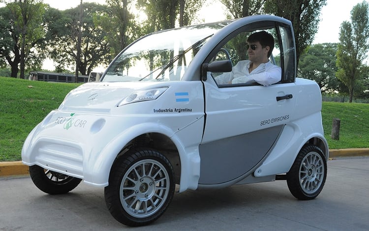 El Sero Electric Sedán está pensado como un vehículo de traslado dentro de una ciudad (Prensa Sero Electric) 