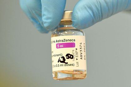 LLegaron al país 218 mil dosis de la vacuna Oxford AstraZeneca del mecanismo COVAX