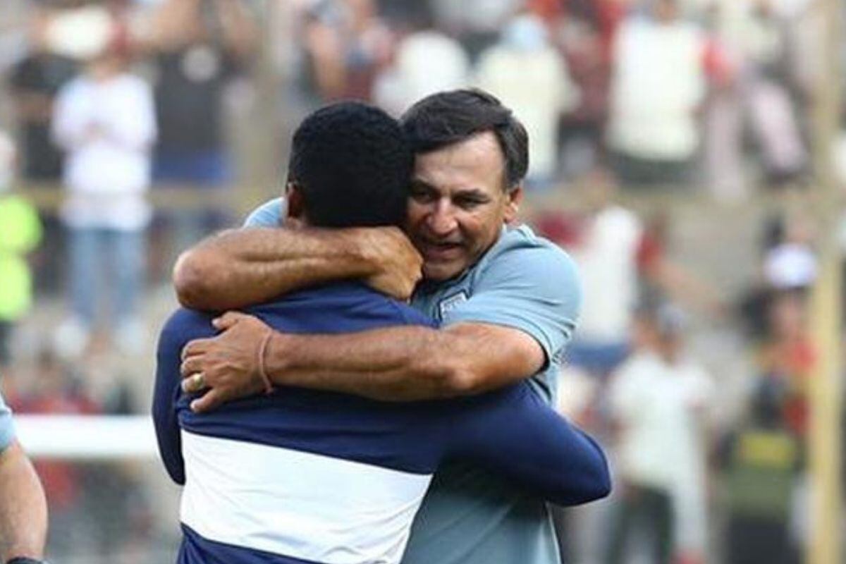 El técnico argentino llegó a principios del 2021 al cuadro 'blanquiazul'. Foto: Alianza Lima.