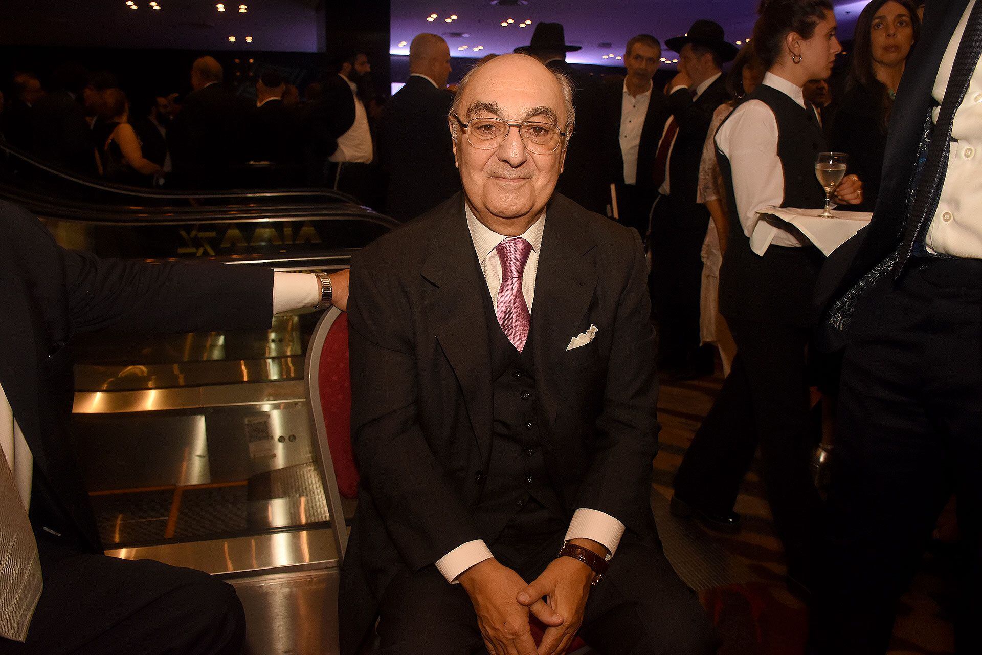 Jorge Aufiero, presidente de la Academia Nacional de Ciencias de la Empresa y presidente de Medicus  