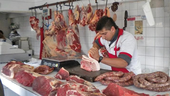 De acuerdo a un informe privado, el consumo de  carne en la Argentina cayó por debajo de los 110 kilos por habitante 