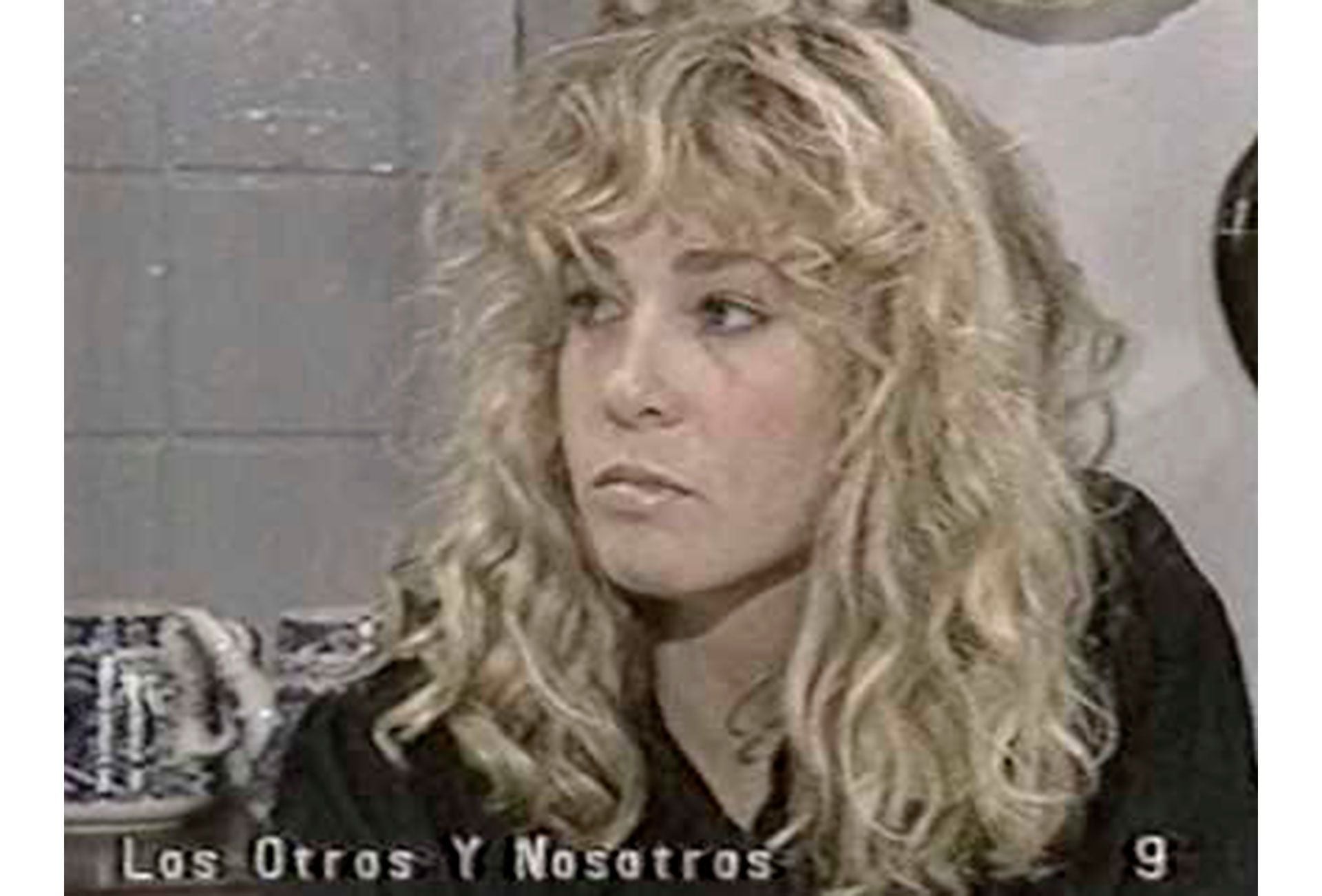 Gloria Carrá como Cecilia, su rol en Los otros y nosotros, Canal 13, 1989-1990