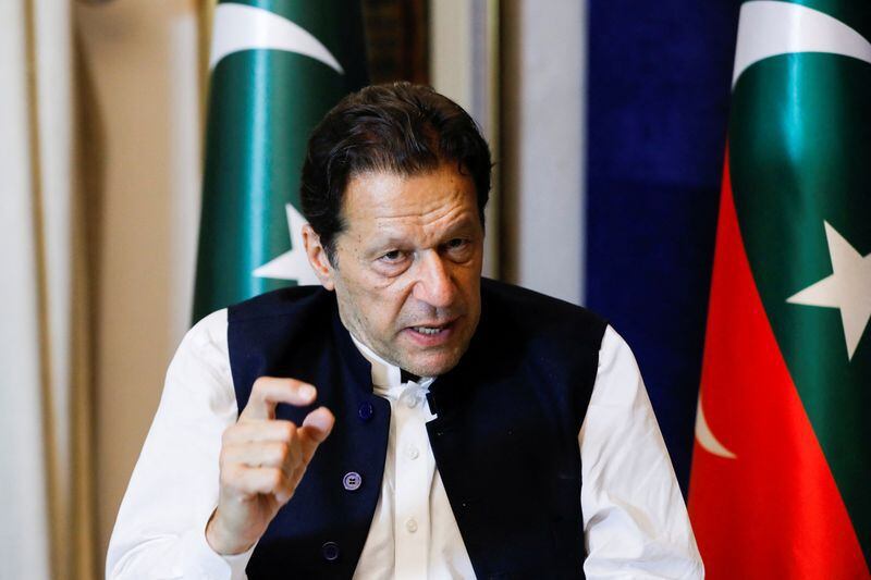El ex primer ministro paquistaní Imran Khan se encuentra detenido por un caso de corrupción (REUTERS/Akhtar Soomro)