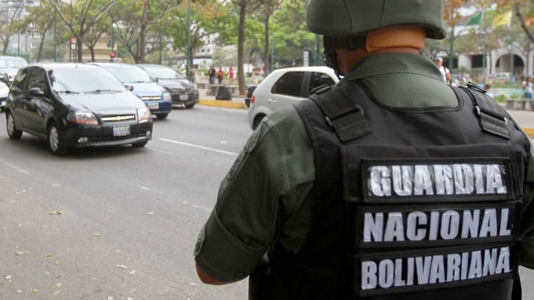 En la Guardia Nacional Bolivariana existe un sistema de corrupción vertical con una escala de sobornos práctica y operativa.