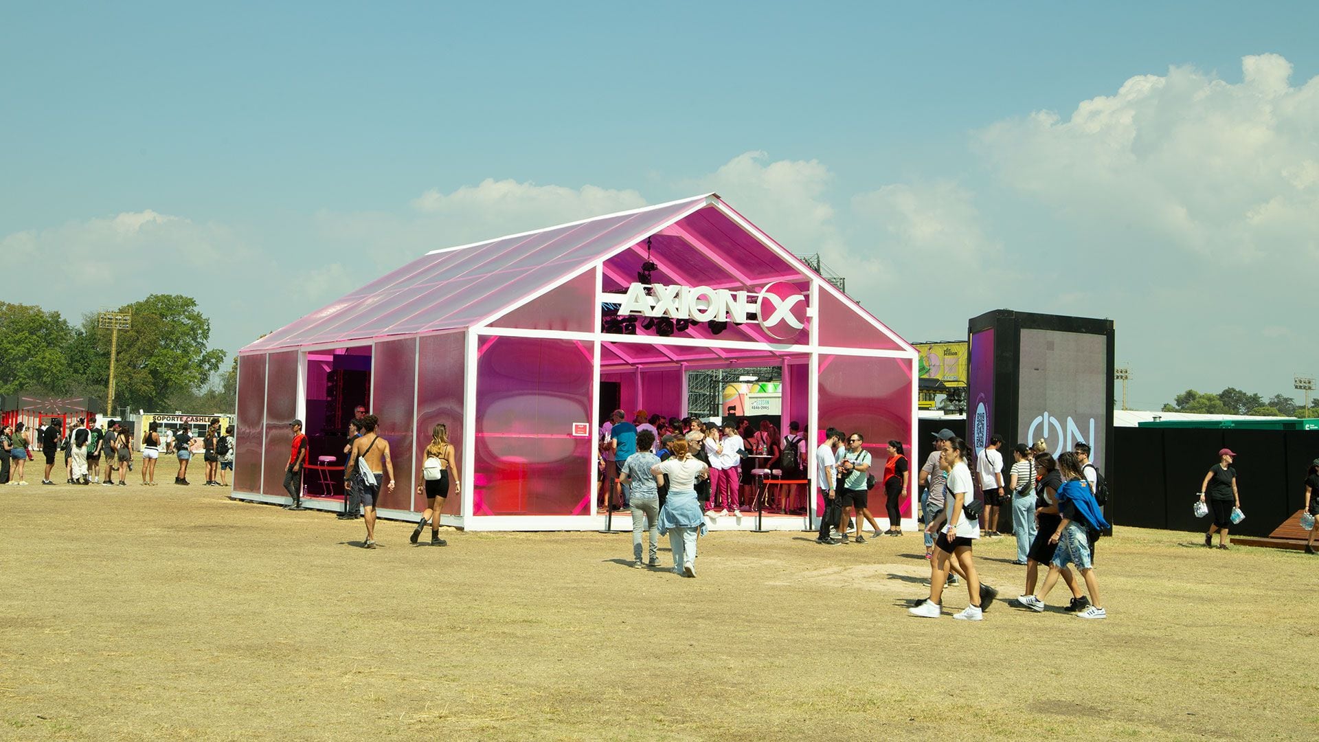 Lollapalooza 2023 Stand Axion