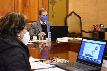 Delfina Gómez se reunió con Esteban Moctezuma y los secretarios de educación de las 32 entidades del país en la XXII CONAEDU (Foto: SEP)