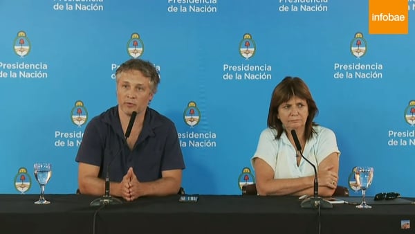Fernando De Andreis defendió a Diaz Gilligan en una conferencia de prensa en Chapadmalal