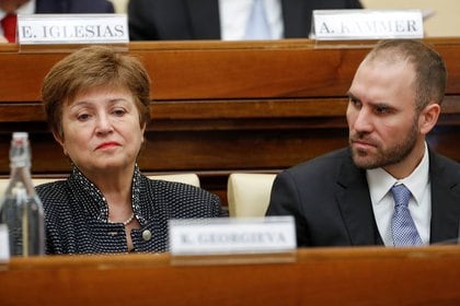 La directora gerente del FMI, Kristalina Georgieva, y el ministro de Economía, Martin Guzmán (Reuters) 