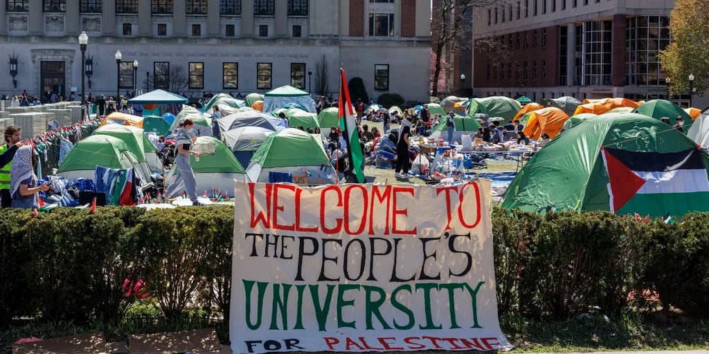 Las exigencias de los estudiantes multiplican la crisis en las universidades ocupadas de los Estados Unidos