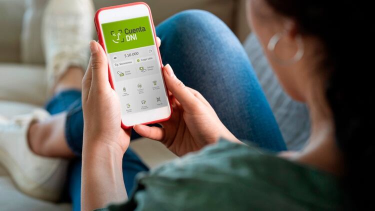 Los beneficiarios que cobren mediante la billetera virtual del BAPRO, deberán descargar previamente la aplicación “Cuenta DNI” de la entidad de forma gratuita en Google Play Store desde un celular “Smartphone”.