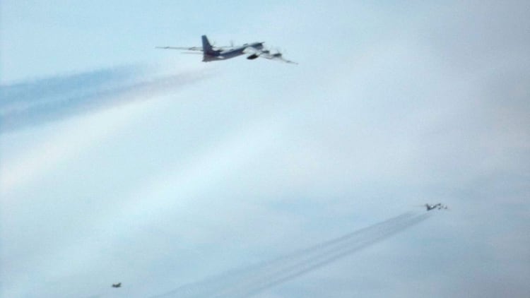 Bombarderos Tu-95 de Rusia frente a la costa de Alaska el 20 de mayo de 2019