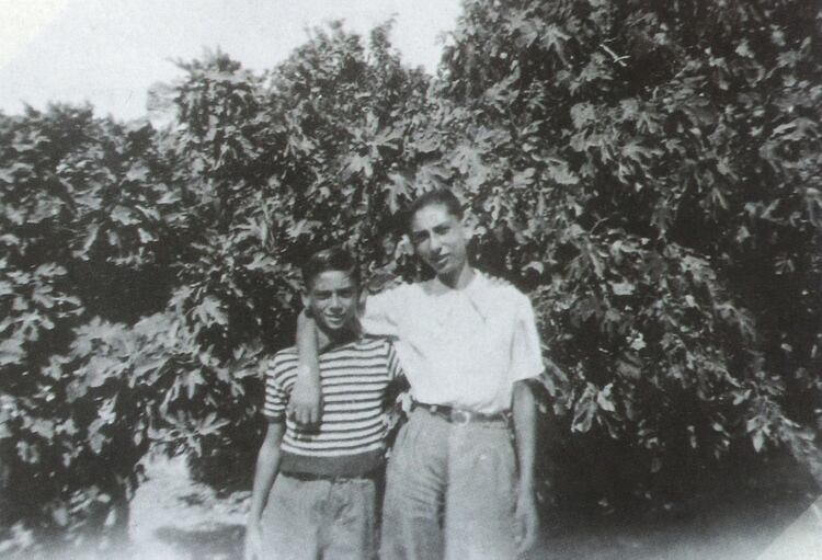 Año 1934. David Galante en su Rodas Natal, cuando era apenas un niño. Foto: del libro de Martín Hazan sobre la historia de David.