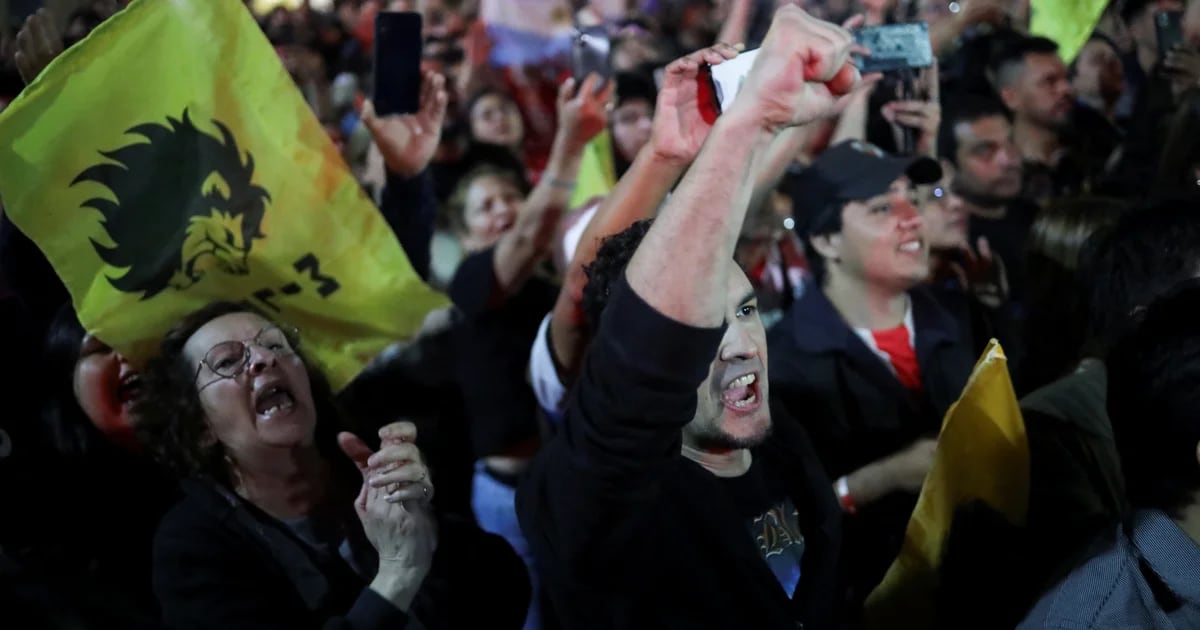 PSOE chętnie powstrzymuje Javiera Millaya w wyborach: „Hiszpania, Polska, a teraz Argentyna powstrzymują skrajną prawicę”