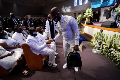 El actor Jamie Foxx también dijo presente en el funeral (David J. Phillip/Pool via REUTERS)