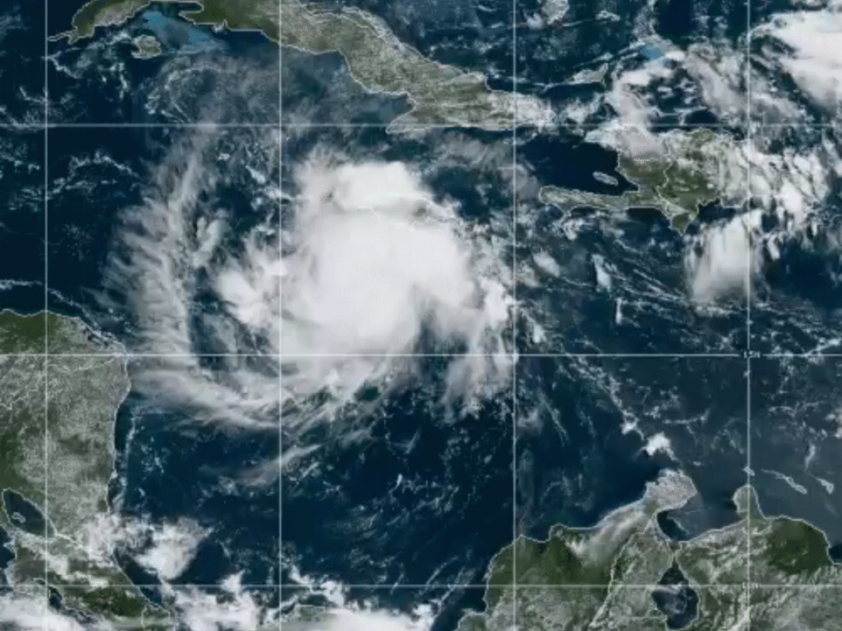 Se formó la tormenta tropical “Nana” al sureste de Cancún: este es el  pronóstico de trayectoria - Infobae