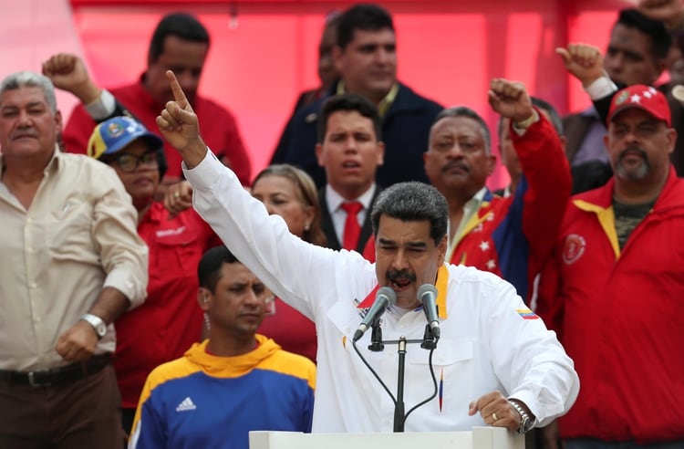 El dictador NicolÃ¡s Maduro durante un acto en Caracas (REUTERS/Ivan Alvarado/archivo)