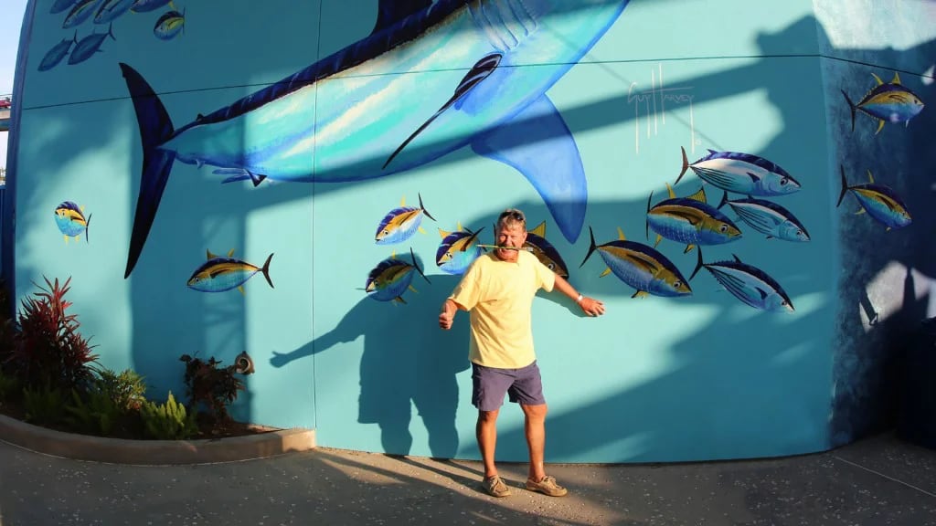 Guy Harvey, el activista que busca concientizar sobre el cuidado de los tiburones