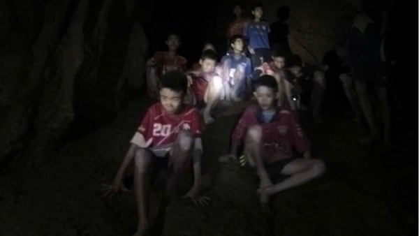 Los niños atrapados en la cueva en Tailandia