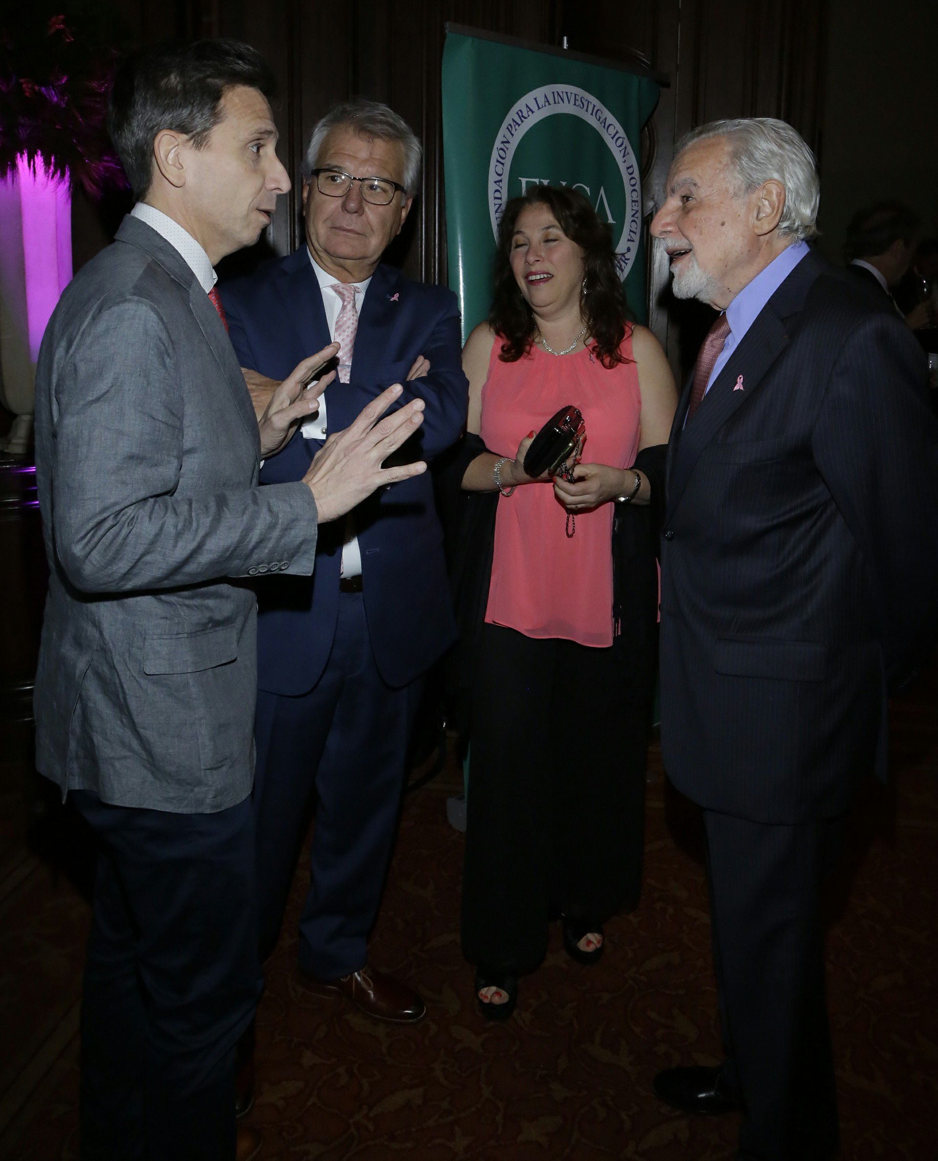 Los doctores Matías Chacón, Federico Coló, María Marcela Barrio y José Mordoh, integrantes de FUCA