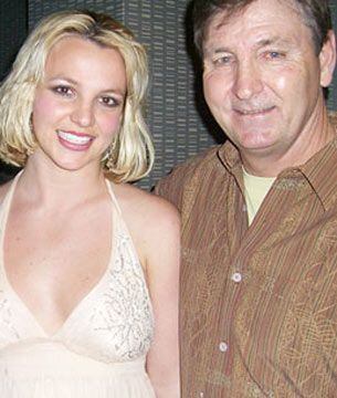 James se encuentra en una situación muy delicada de salud, lo que hizo que Britney se suavizara con él
162