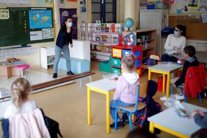 Esta semana los chicos volvieron a la escuela en Nantes, Francia - May 12, 2020.  REUTERS/Stephane Mahe